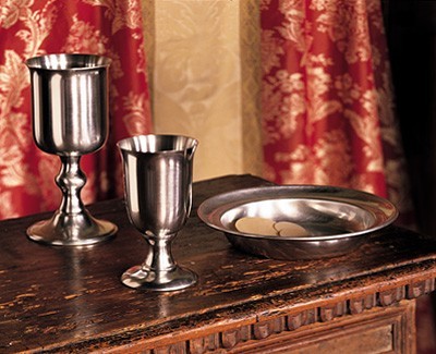 Linens & Vessels: furnishings for the Sacred Liturgy – The Holy Rood Guild