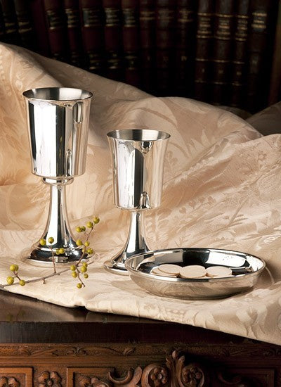Linens & Vessels: furnishings for the Sacred Liturgy – The Holy Rood Guild
